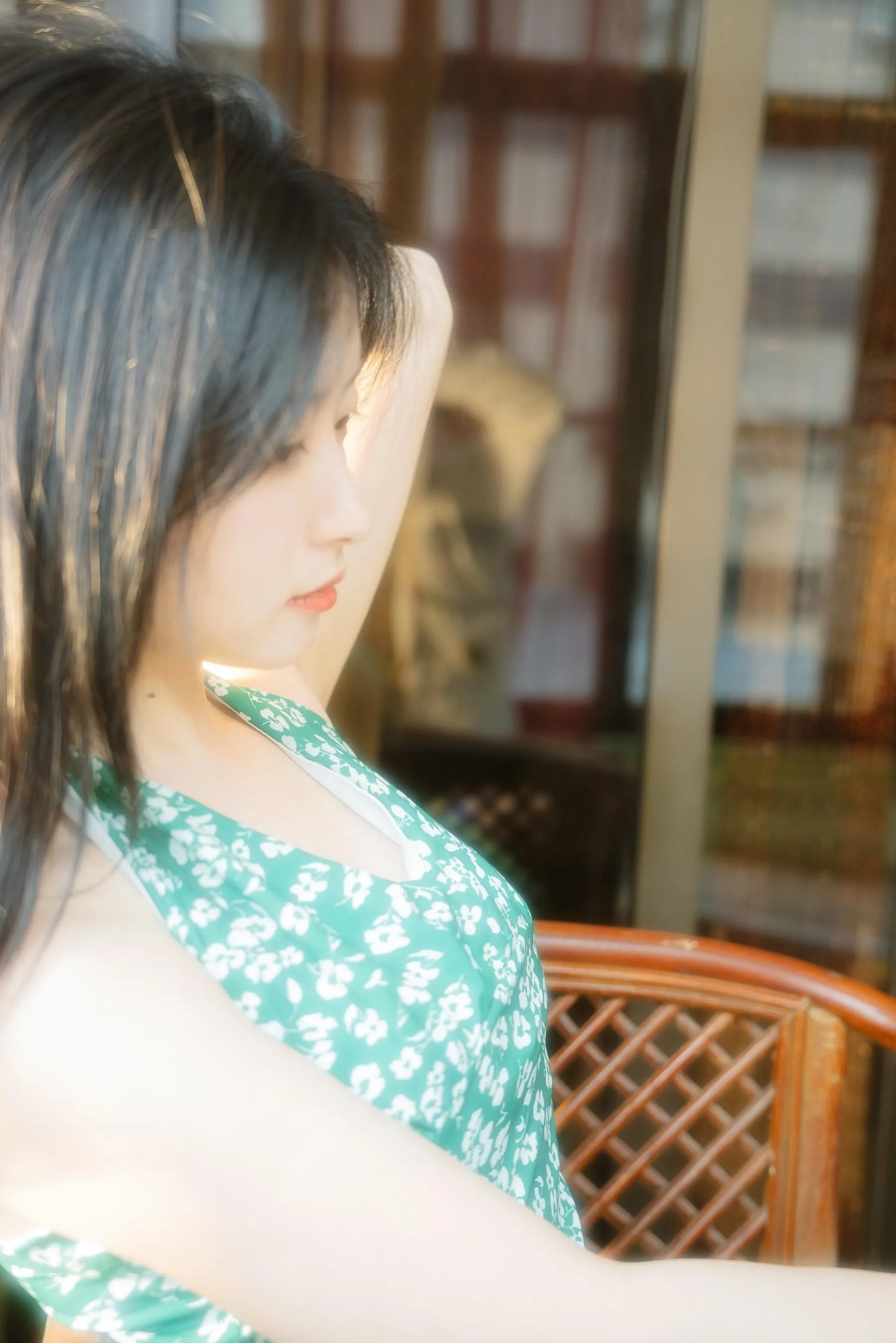 [YITUYU艺图语]2022.07.20 我盼你能飞过这腐烂的花朵 碗碗不是碗啊 [25P]插图1